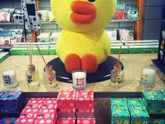 -LINE FRIENDS Garosu-gil Flagship Store