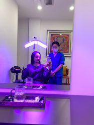 -碧莲盛·脱发养发中心