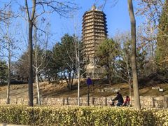 -玲珑塔公园
