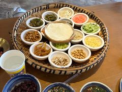 -包整·丝娃娃(一览甲秀楼风景店)