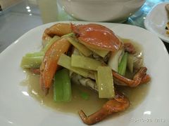 -顺峰渔港中国人的餐厅