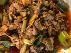 青椒小米辣牛肉-海韵人家.海景花园经典云南菜(双廊店)