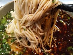 -臻老板牛肉面(光华路SOHO店)