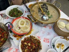 -堂瓦里·33年传统赣菜(第一街区店)