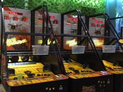 -爱玩嘉年华(龙湖曲江天街店)