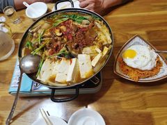 八爪鱼牛肉锅-东吉馆韩式餐厅(八经街总店)