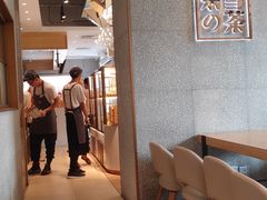 用餐区-奈雪的茶(大梅沙8号仓店)
