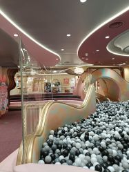 点击看大图 -奈尔宝·国风主题儿童乐园·亲子餐厅(豫园商城店)