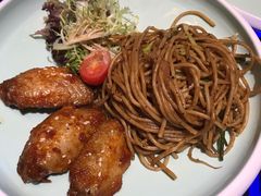 -K+全国连锁KTV(绿地缤纷天地店)
