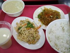 2012-11-11_12-20-11_117-华中科技大学百景园(三楼酒店)