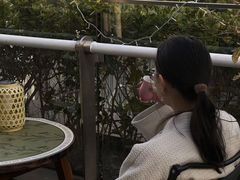 -瑞虹新天地月亮湾