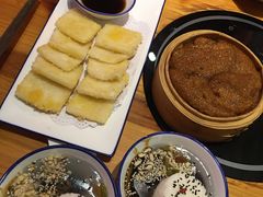 -野山舂·贵州现舂酸汤火锅(鸿通城店)