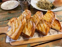 肉桂粉焦糖吐司-Cafe Alice咖啡爱丽丝(奥城店)