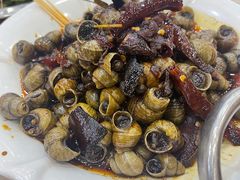 -江城燕子大排档(江汉路步行街店)