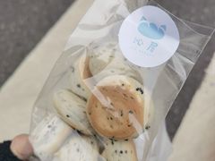 -沁屋面包店(人民东路店)