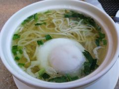 -亮马河饭店翠雅咖啡厅