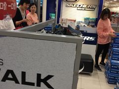 -上海置地广场(南京东路店)