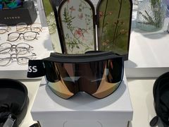 -浮光眼镜·蔡司视觉合作·数字验配中心(陆家嘴店)