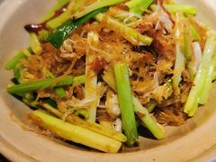 XO酱蟹肉海胆粉丝煲-利苑酒家(华熙国际店)