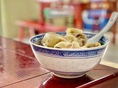 半菜半肉-古徽州馄饨店(宝安路店)