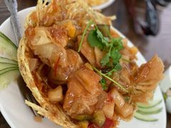 雀巢筑顶-莲华素食府