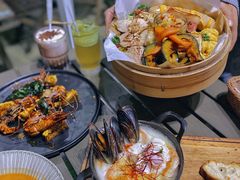 惹味胡椒虾配烤玉米-CHILLAX轻乐时(侨建·Hi City店)
