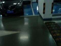 -大悦城-停车场