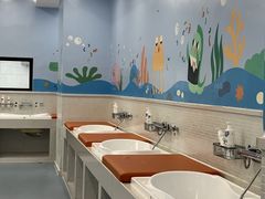 -戊辰亲子游泳俱乐部