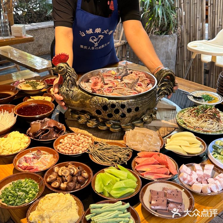 家人们谁懂啊！！在重庆吃到好吃的的柴火鸡！！