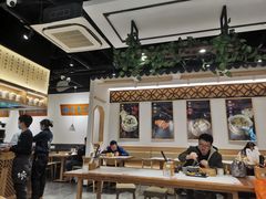 大堂-馋三尺蟹粉小笼(人民广场店)