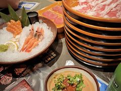 -牛YO寿喜烧·铁板烧和牛火锅自助(市府恒隆店)