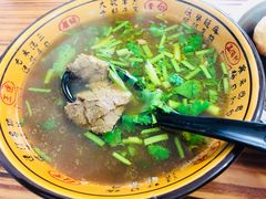 牛肉汤-锅贴大王南翔小笼(临沂二村店)