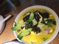 传统杭三鲜-弄堂里(万联城店)