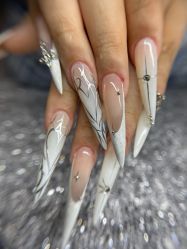 -171 Naillife