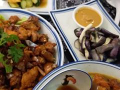 -八两八金·莱芜特色炒鸡(市南漳浦路店)