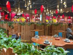 -老滇山寨•云南特色菜•地方菜•民族风情歌舞表演(金碧店)