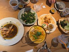 -大头虾越式风味餐厅(光明广场店)