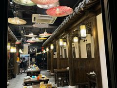 -聚汇三少·龙虾·中餐厅(莫邪路新天地店)