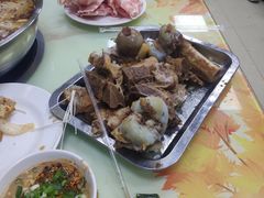 -荣吉招牌自助骨头锅(顾乡店)