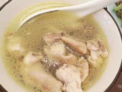 -爱的果实月嫂育婴师(世纪东方店)