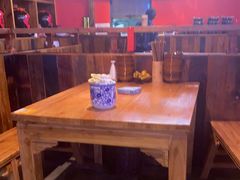 大堂-先启半步颠小酒馆(白麓里店)