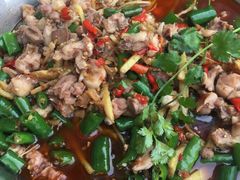 -兔行天下-鸿鹤鲜锅兔(中海国际店)