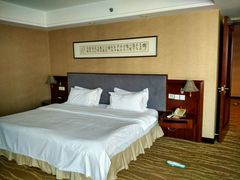 -顺德君豪酒店(佛山容桂渔人码头店)