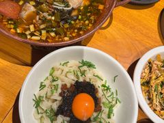 -SHAN山(前滩太古里店)