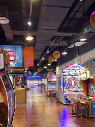 -卡通尼乐园·生日会(烟台永旺店)