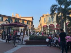 -奇幻丛林(佛罗伦萨小镇店)