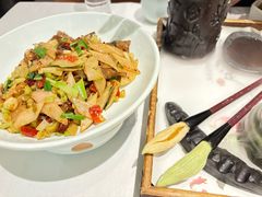 -江城小馆陕南妈妈菜·全球旅行餐厅(钟楼店)