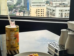 -广州花园酒店·凌璇阁旋转餐厅CAROUSEL360