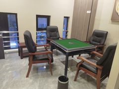 -开心棋牌(沪南路店)