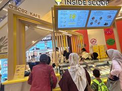 -Inside Scoop Suria KLCC